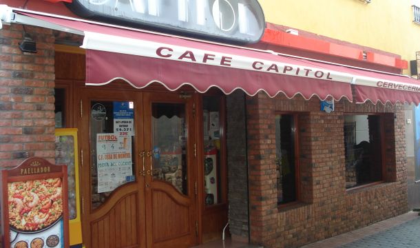 Entrada Caf Capitol
